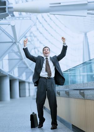 「ビッグシルエットTシャツで作るトレンドファッション！快適さと個性を両立させるスタイルガイド」